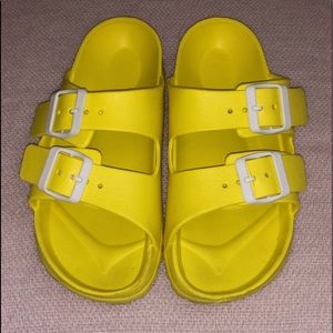 💛Yellow Waterproof Sandals💛